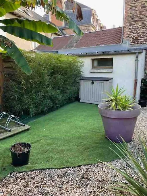 Duplex Cosy / Terrasse / Cour Interieure Apartment Rennes